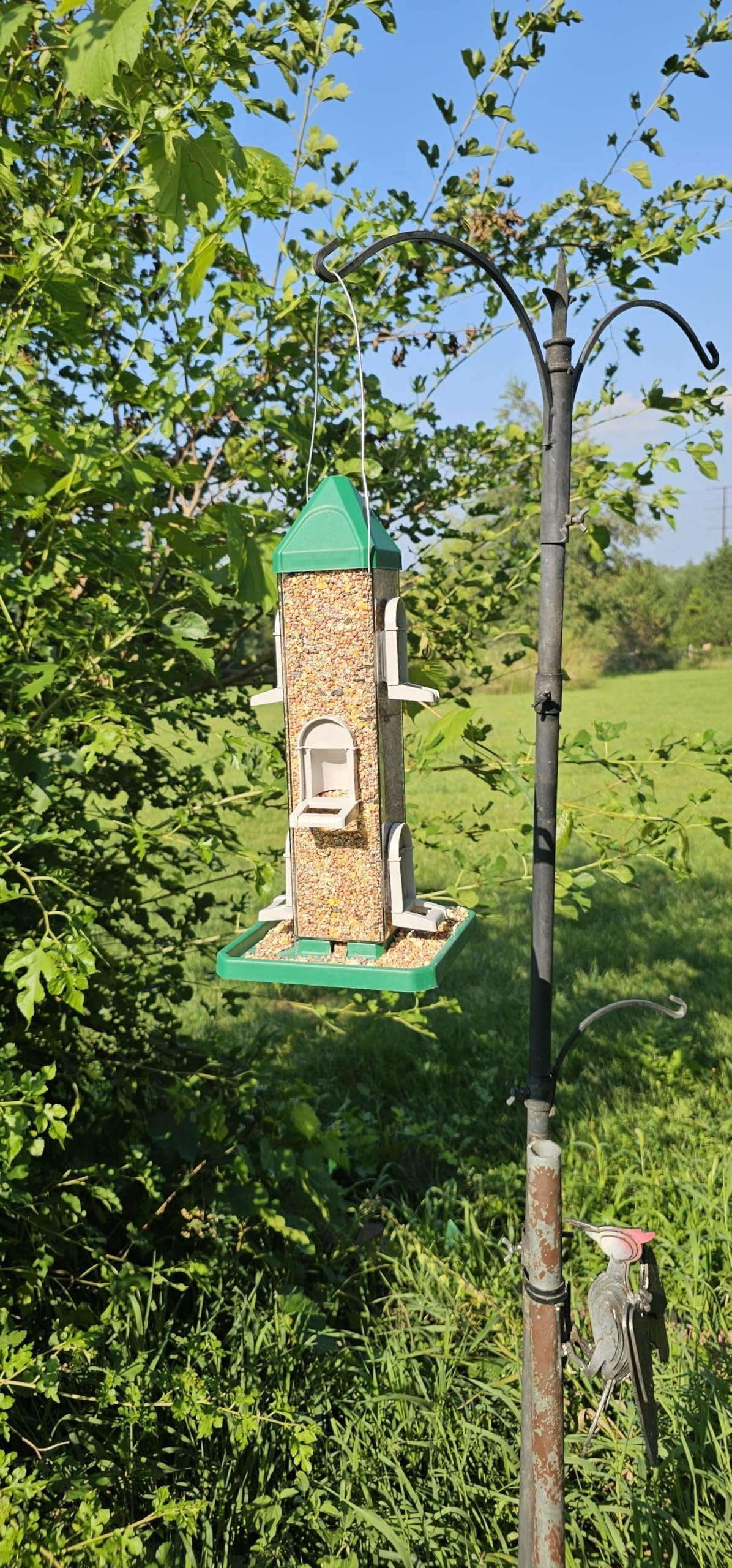 Austin Planter Bird Feeder with 6 Feeding Ports for Outdoors Hanging