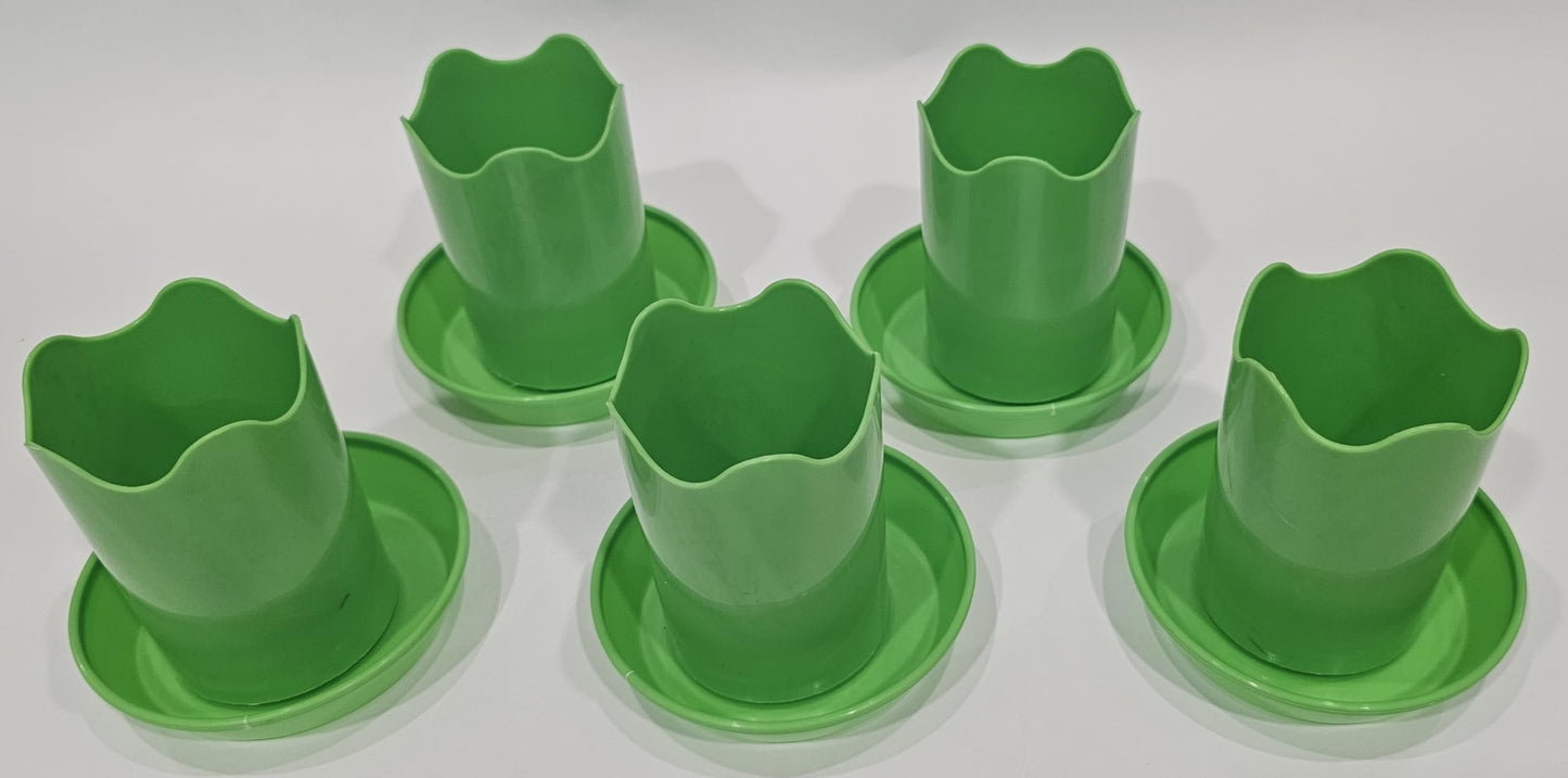 Austin Planter Plastic Flower Pot with Saucer less than 6 inch